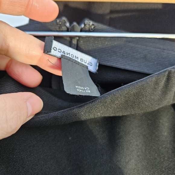 Club Monaco black swingy midi skirt size 6 - Picture 5 of 5
